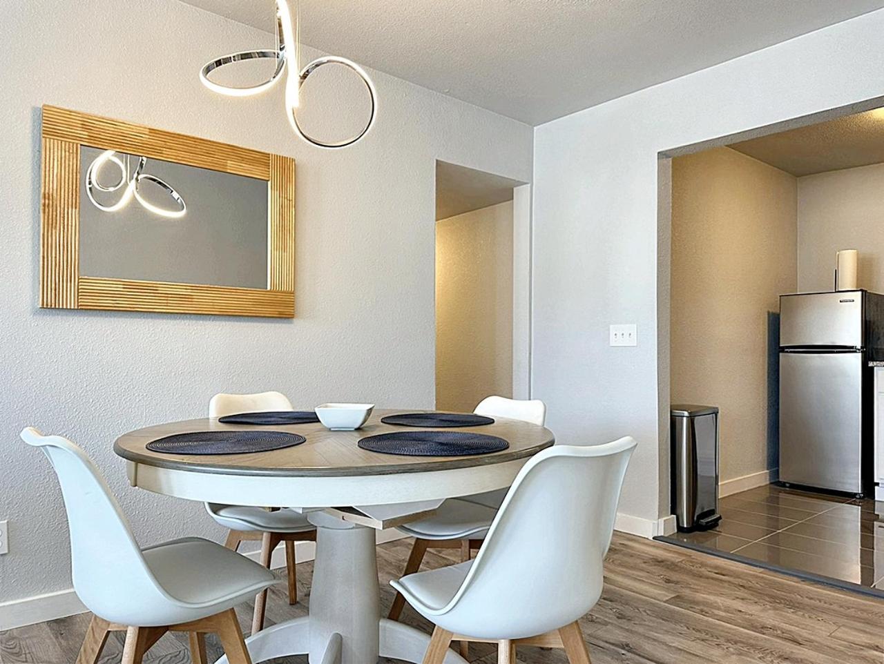 Вилла Full-Kitchen 2Br Near Plaza District #31A Оклахома-Сити Экстерьер фото